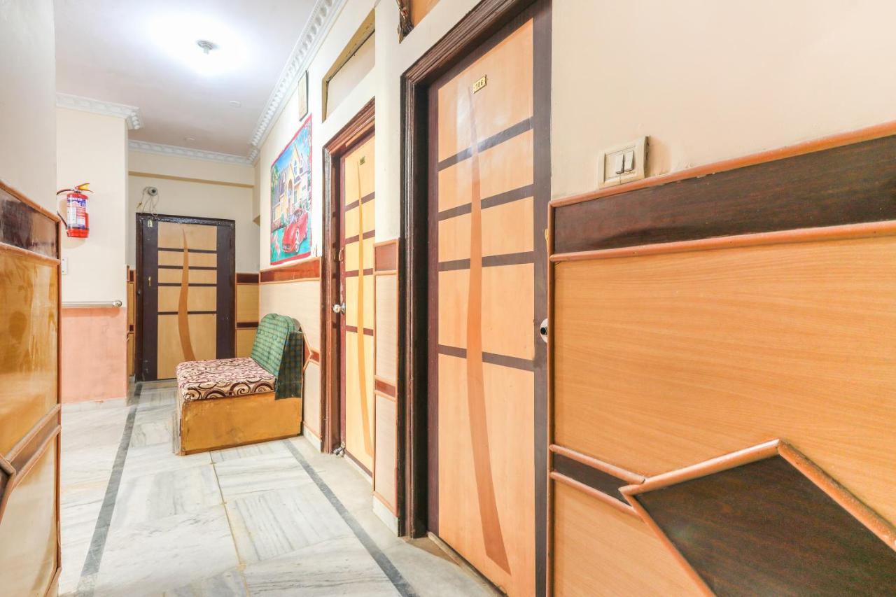 Hotel Oyo 62194 Pleasure Palace Indore Exterior foto