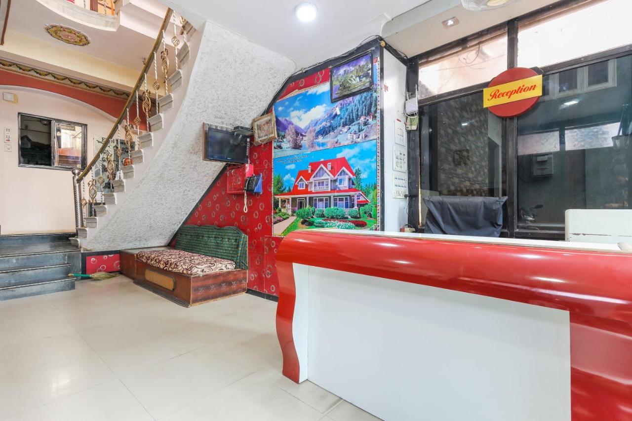 Hotel Oyo 62194 Pleasure Palace Indore Exterior foto