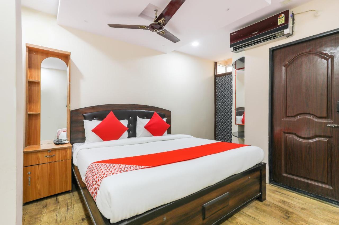 Hotel Oyo 62194 Pleasure Palace Indore Exterior foto