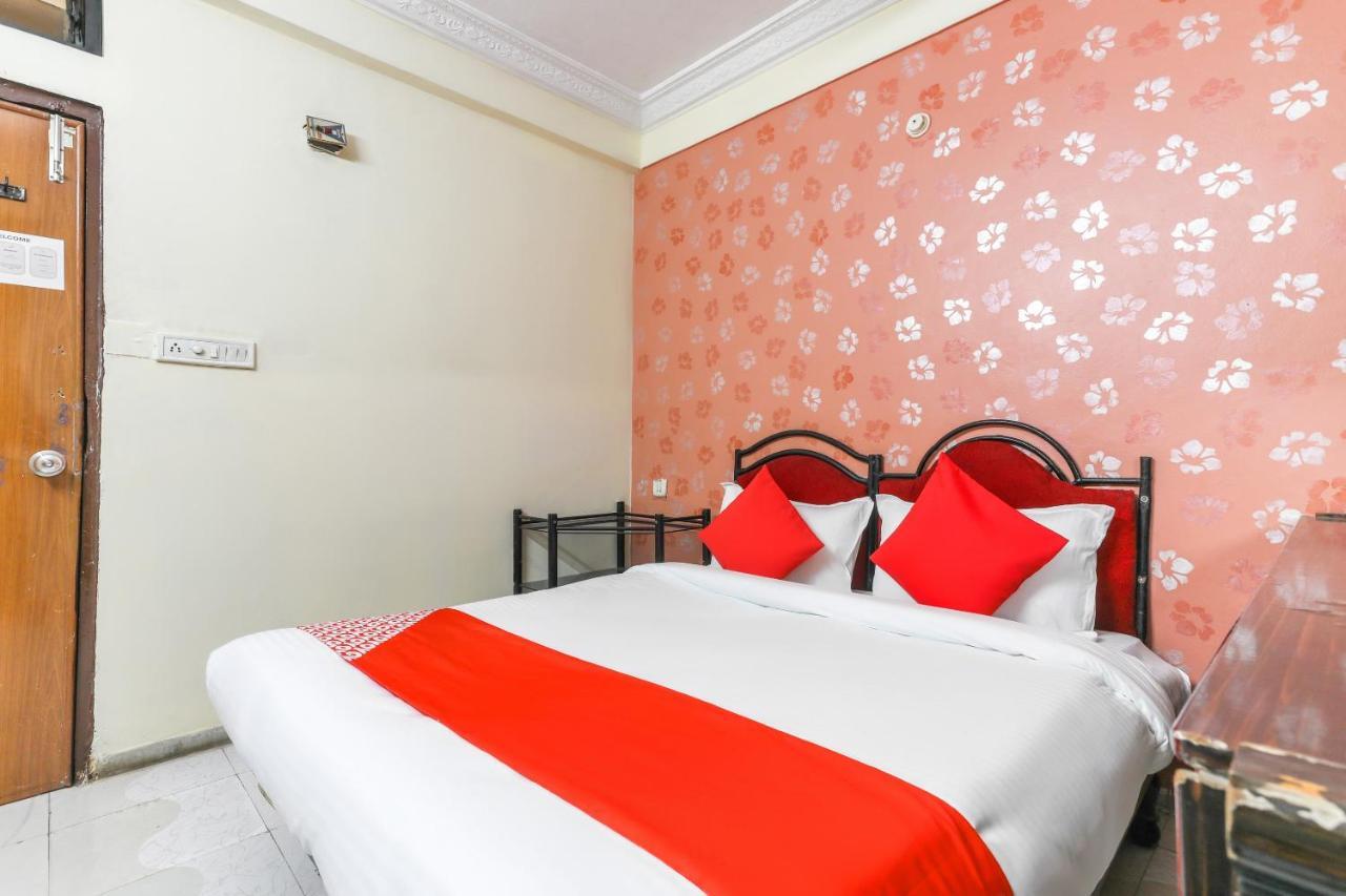 Hotel Oyo 62194 Pleasure Palace Indore Exterior foto
